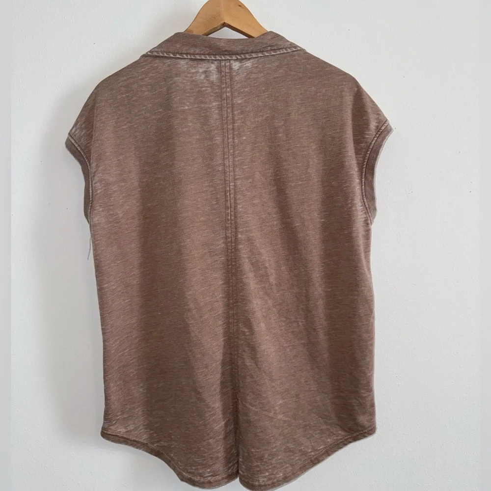 Brown Short Sleeve Women's Tee - Picture 2 of 6